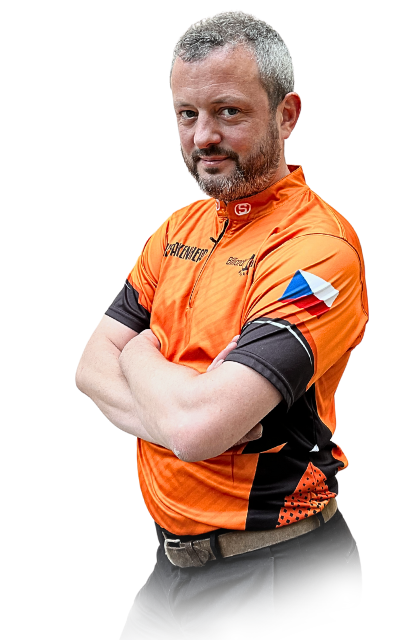 pool player James Akenhead, Řipská Billiard club